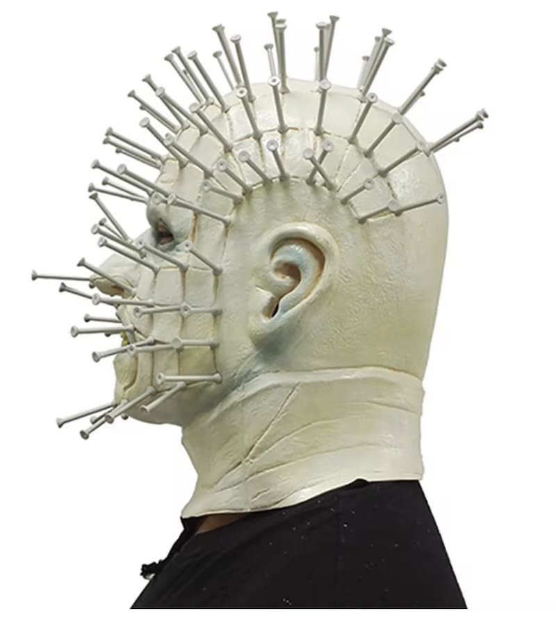 Pinhead ნიღაბი hellraiser ერთად ფრჩხილების თავი სახეზე